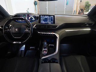 SUV Peugeot 3008 13 av 22