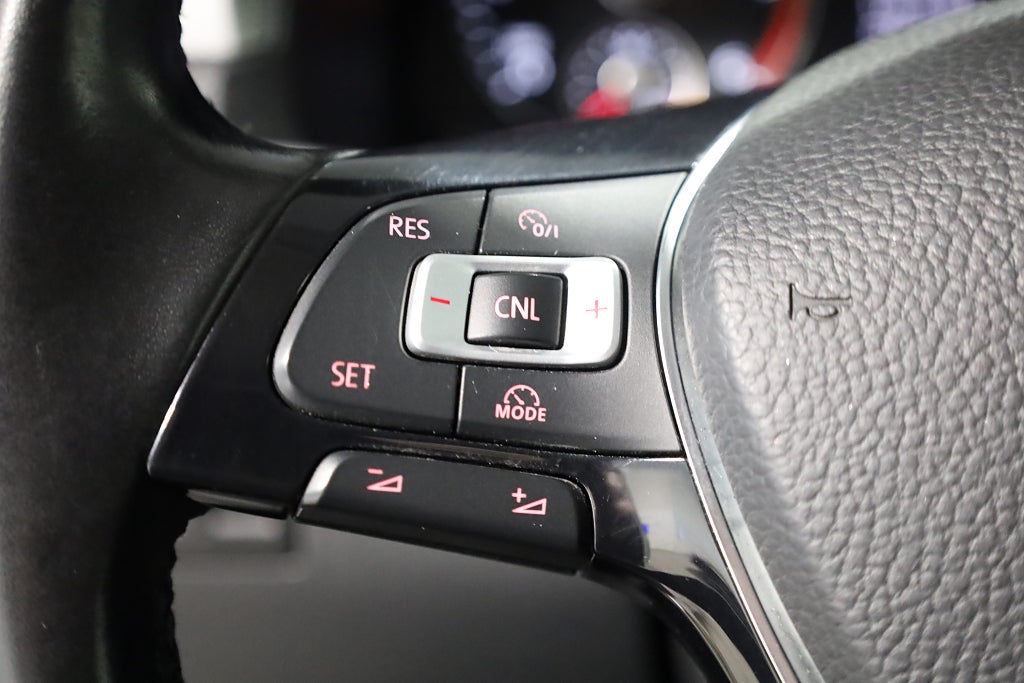 Volkswagen Caddy Maxi Life 2,0 TDI 4M Comfortline AUT Drag Värmare Moms