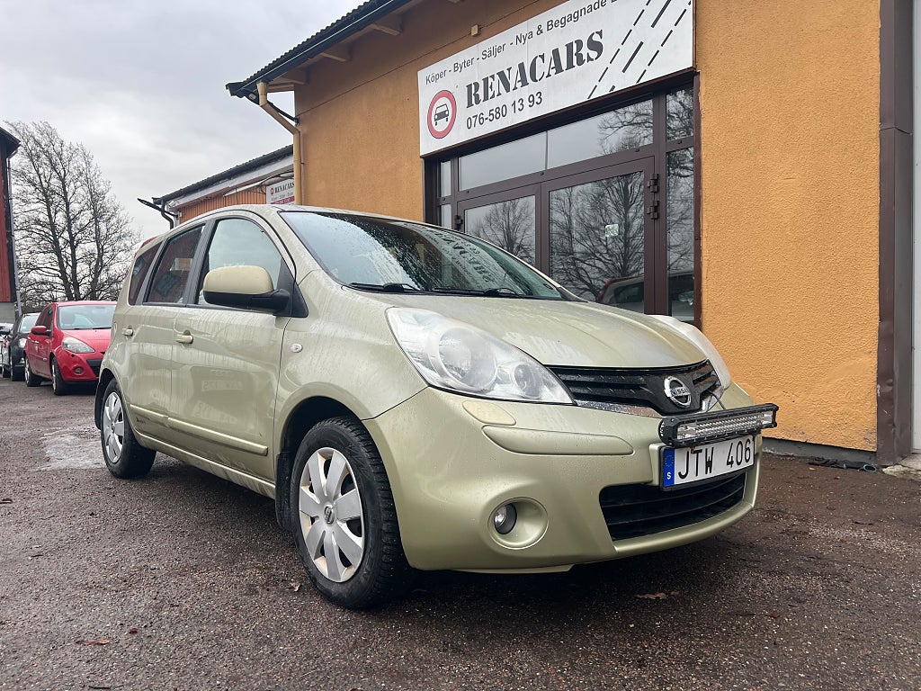 Nissan Note 1.4 Manuell, 88hk,Bes,Nyservad/Avb:-323 kr / mån