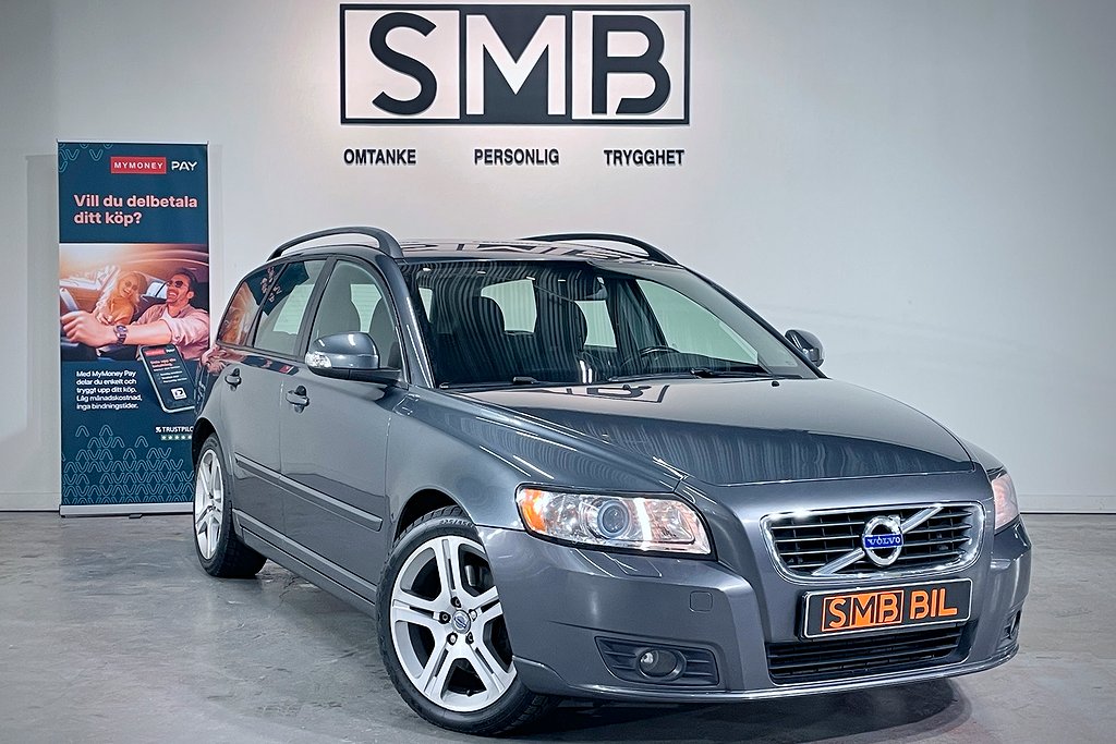 Volvo V50 D3 Momentum Automat Nybesiktigad UA Dragkrok