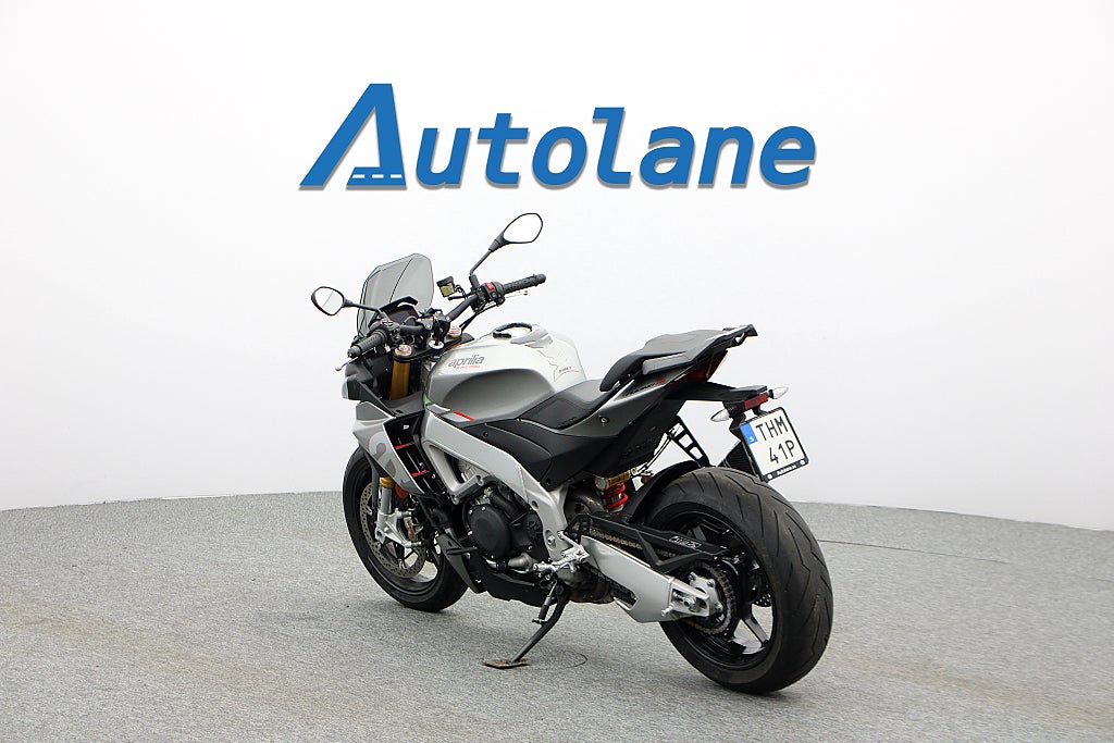 Aprilia Tuono V4 1100 *MIVV Titanium helsystem Quickshifter Öhlins