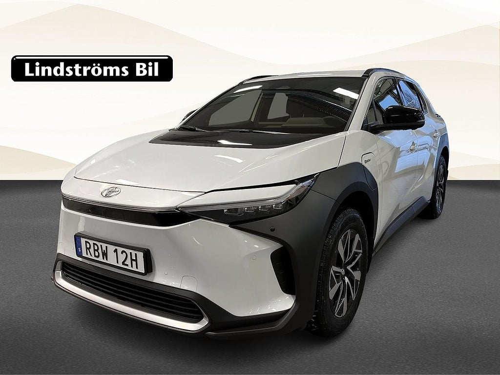Toyota bZ4X AWD Executive 71.4kWh 217hk V-Hjul Moms