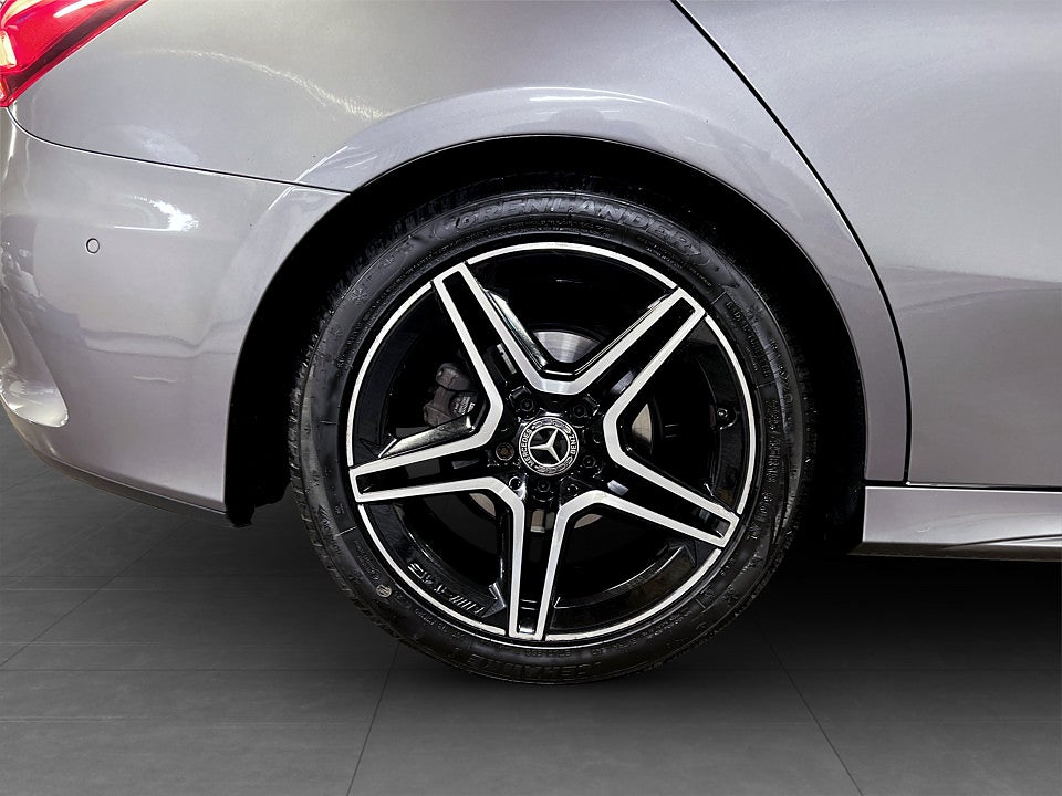 Bild på Mercedes-Benz A200 d Amg Line 150hk Aut PANO DRAG