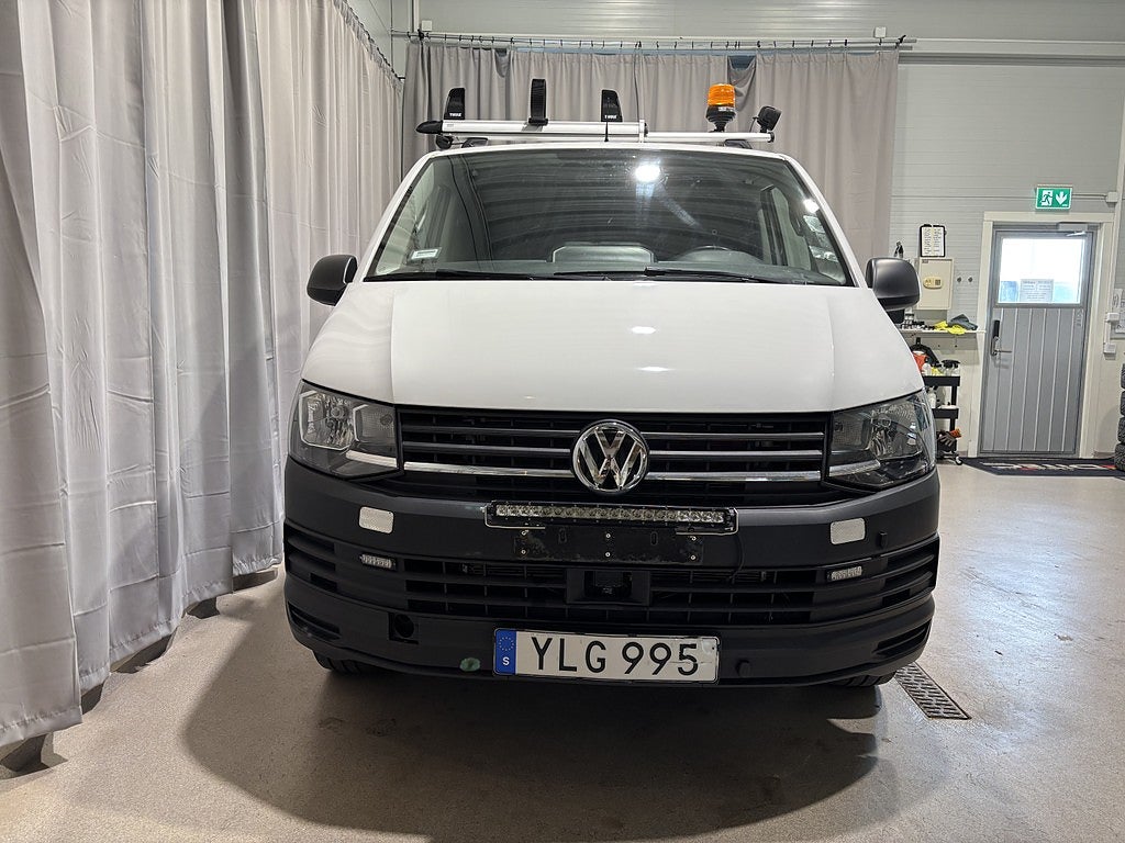 Volkswagen Transporter T32 2.0 TDI BMT Backkam Drag Värmare Endast 1900mil