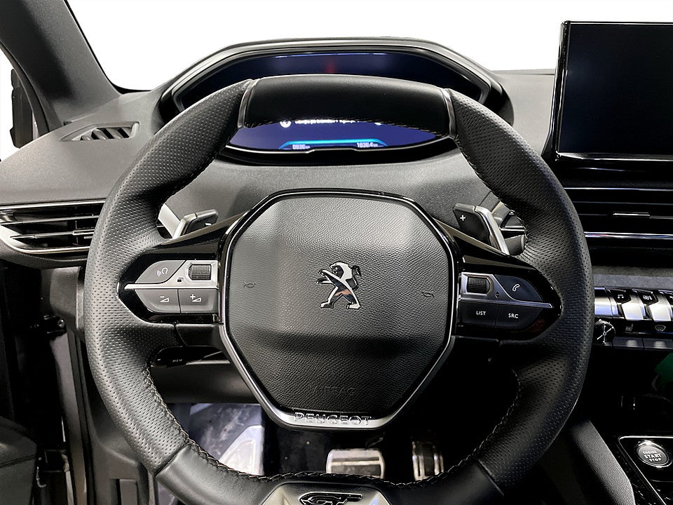 Bild på Peugeot 5008 GT 1.2 PT 130hk Aut 7-SITS B-KAMERA NAVI
