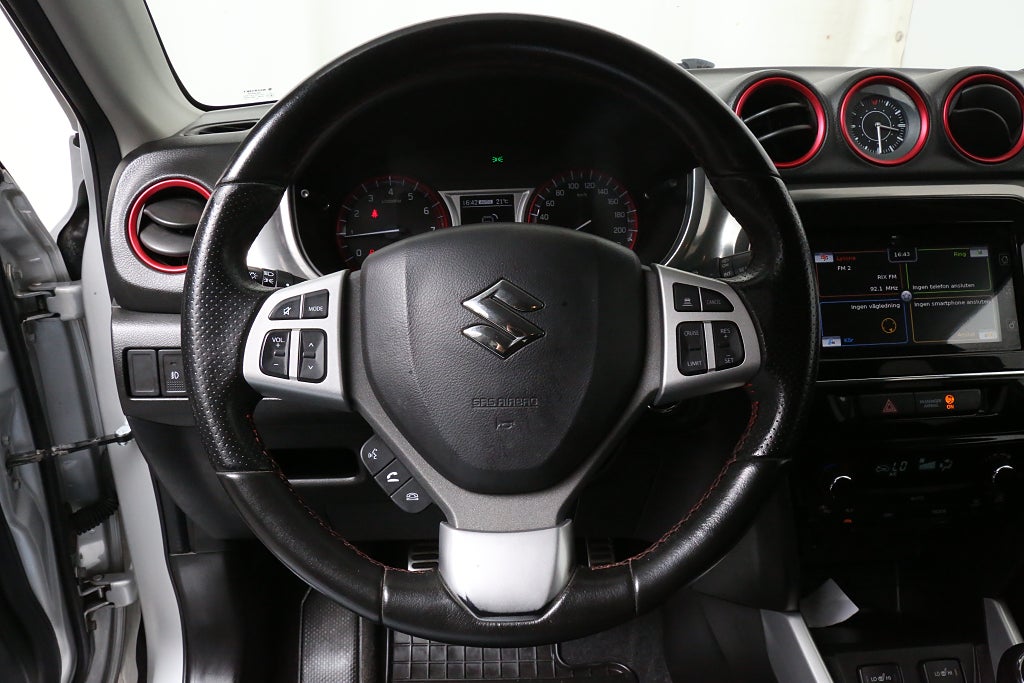 Suzuki Vitara 1,4 Boosterjet 140hk AllGrip S 4X4 Navi Motorv Dragkrok 2017