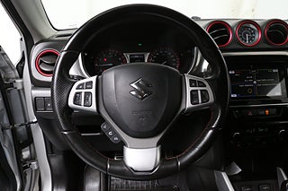 SUV Suzuki Vitara 15 av 25