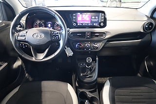 Halvkombi Hyundai i10 12 av 20