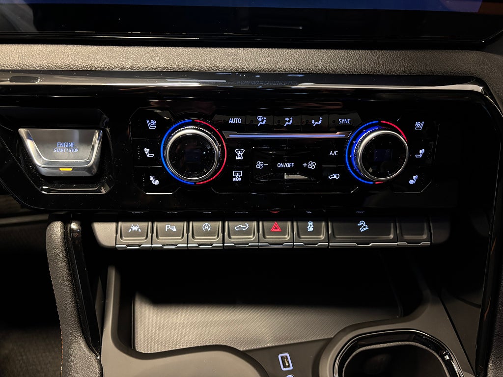 GMC Sierra 2026 - miniatyr 18