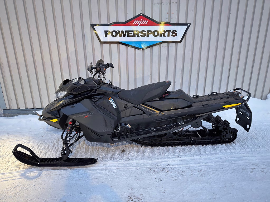 Ski-Doo Backcountry Xrs 146" 850 E-tec  