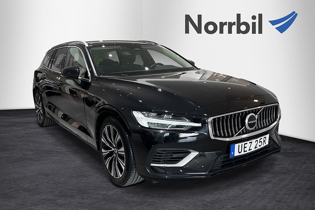 Volvo V60 Recharge T6 Hybrid AWD Core Edition