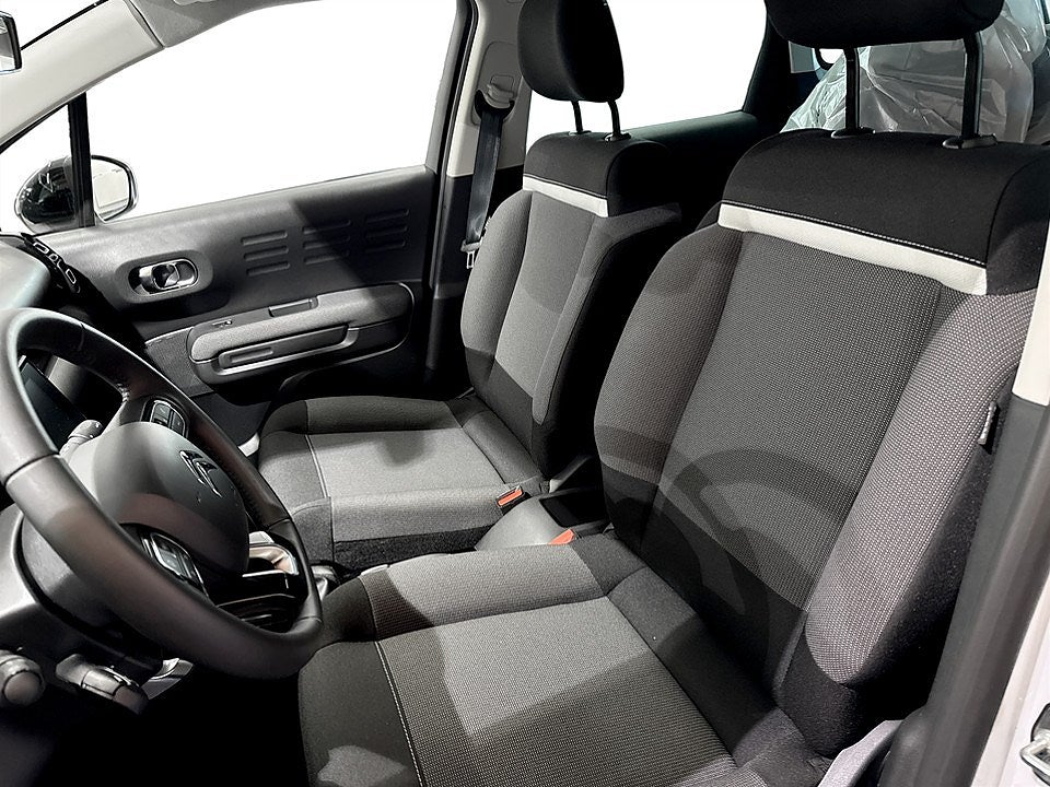 Bild på Citroën C3 Aircross Shine 1.2 PT 130hk Aut - CARPLAY, BACKSENSORER