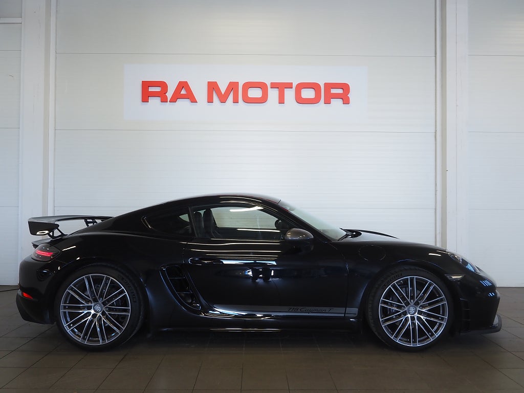 Porsche 718 Cayman T PDK 300hk | Backkamera | Bose | GT4 Optik | 2023