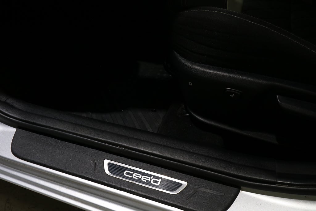 Kia Ceed 2016 - miniatyr 18