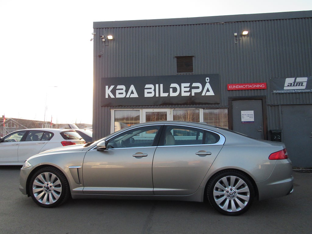Jaguar XF 3.0 V6 Automat 241hk Euro 5 0% Ränta