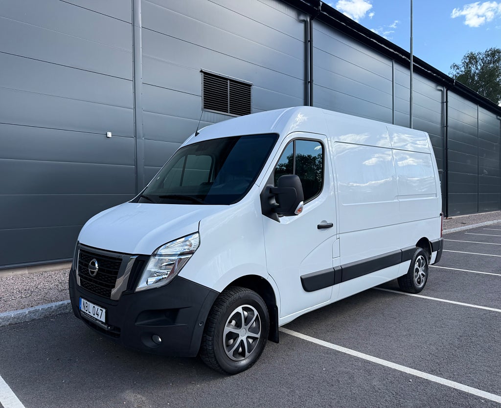Nissan NV 400 2.3 dCi Manuell Euro 6 |MOMS |BACKKAMERA | DRAG |D-VÄRM