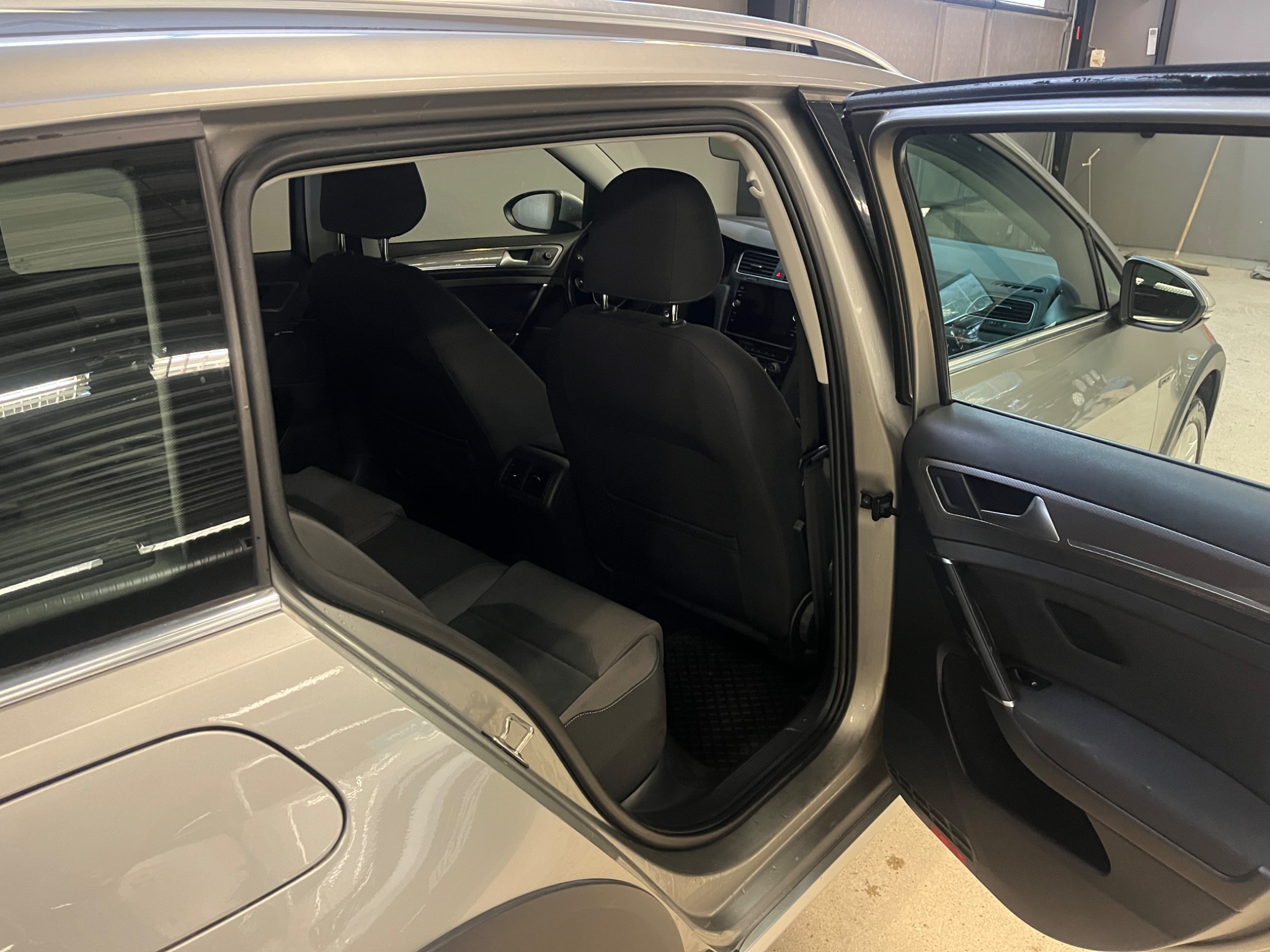 Volkswagen Golf 2020, photo 6/35