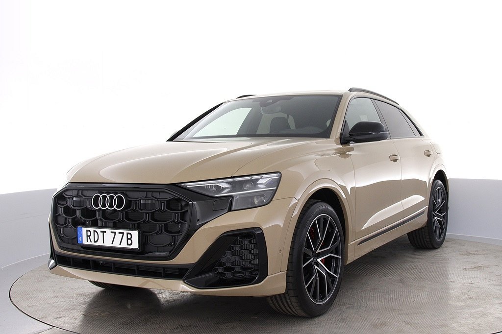 Audi Q8 60 TFSI-e 490 HK Quattro S-Line Selection