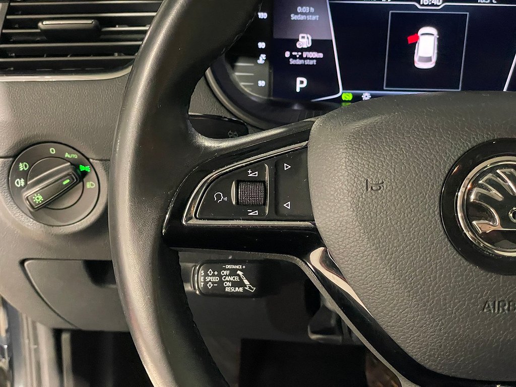 Skoda Octavia 1.5 PREMIUM | STYLE | VÄRMARE | PANO | DRAG 2019
