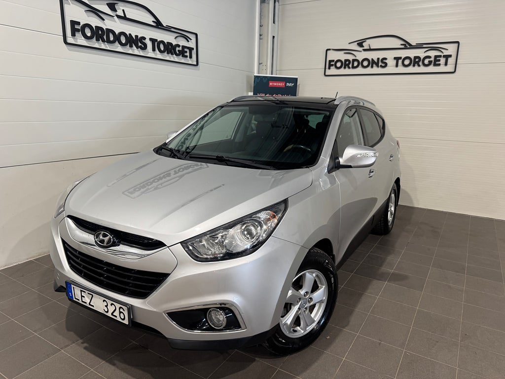 Hyundai ix35 2.0 CRDi 4WD Business |Panorama|Bluetooth|Värmare D