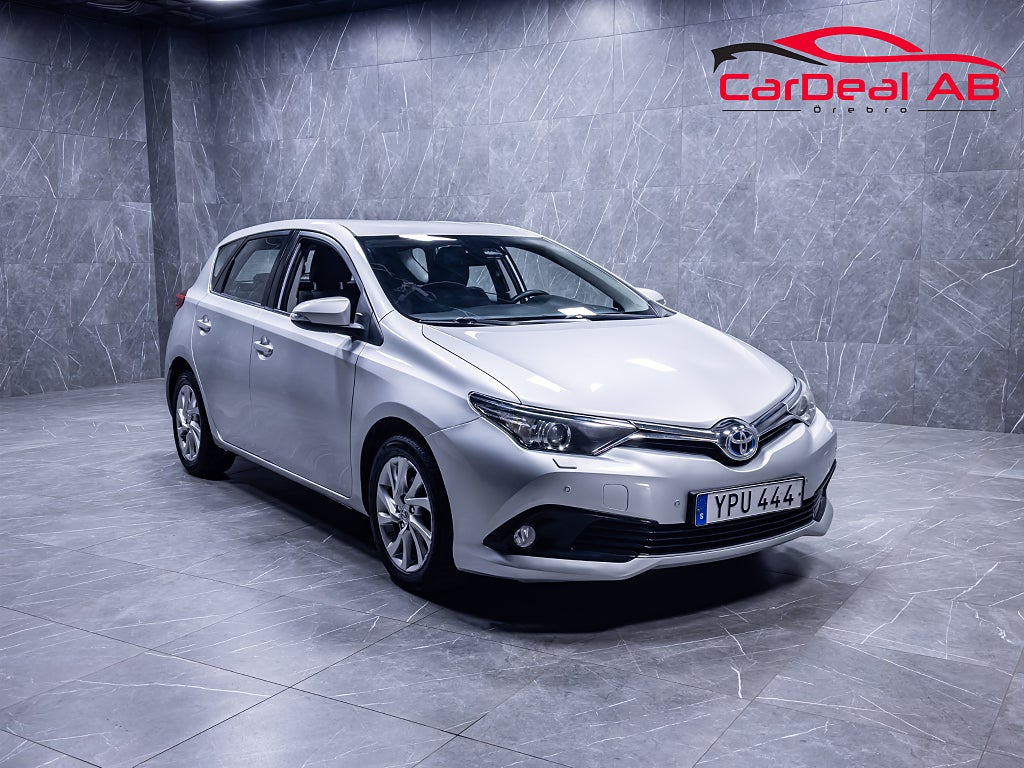 Toyota Auris Hybrid e-CVT Active Backkamera 