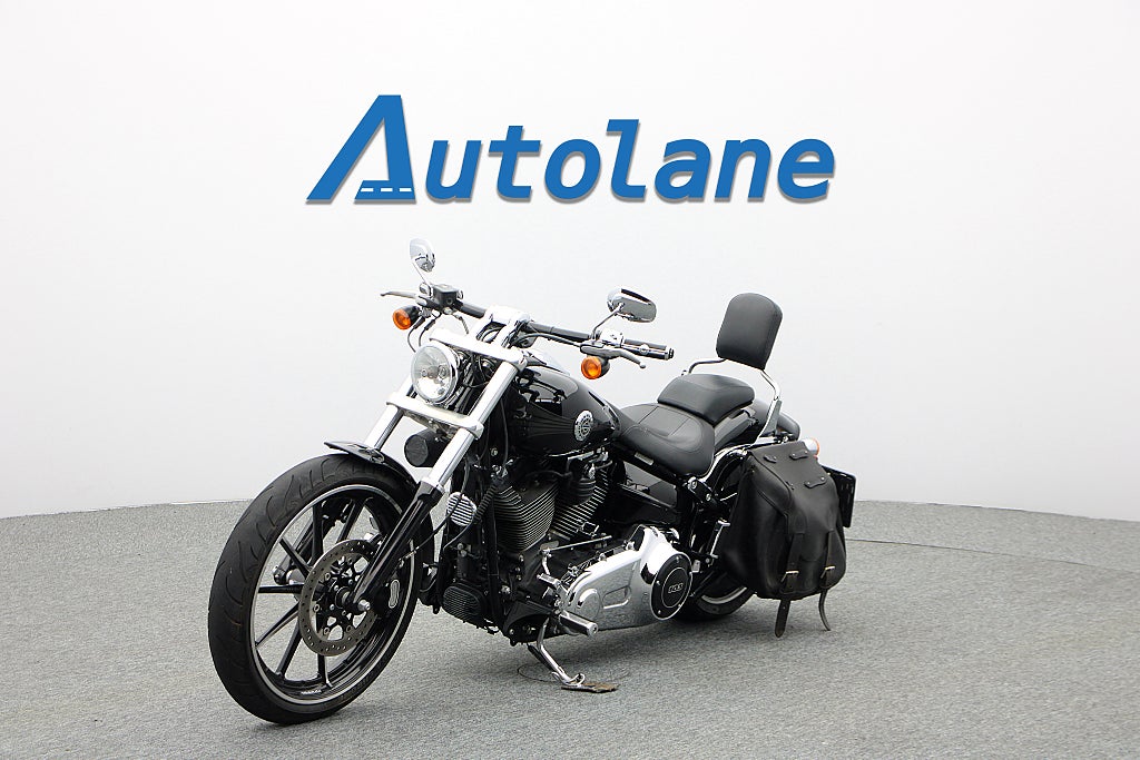 Harley-Davidson Breakout *Vance&Hines Screamin´Eagle