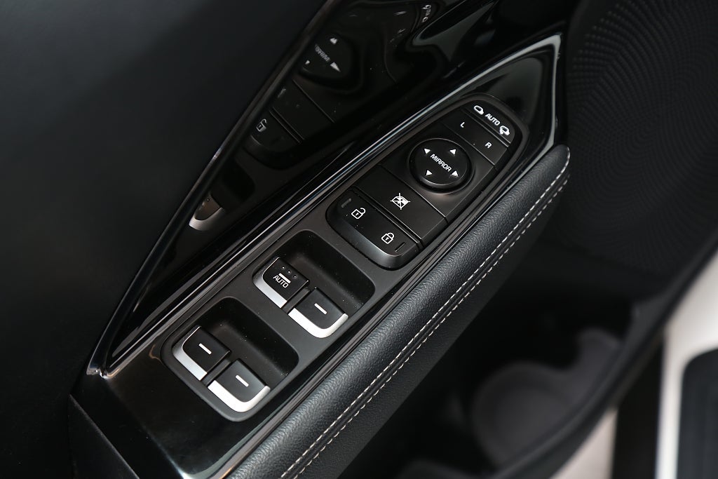 Kia Niro P-HEV 141hk Advance Plus Aut Motorv Dragkrok 2018