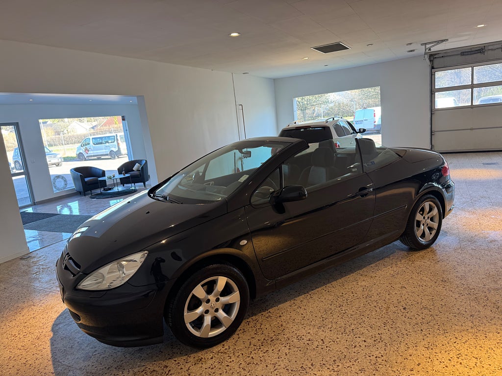 Peugeot 307 2.0cc automat cab välvårdad 