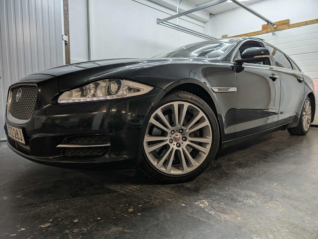 Jaguar XJ LWB 3.0 V6 rätt spec! 