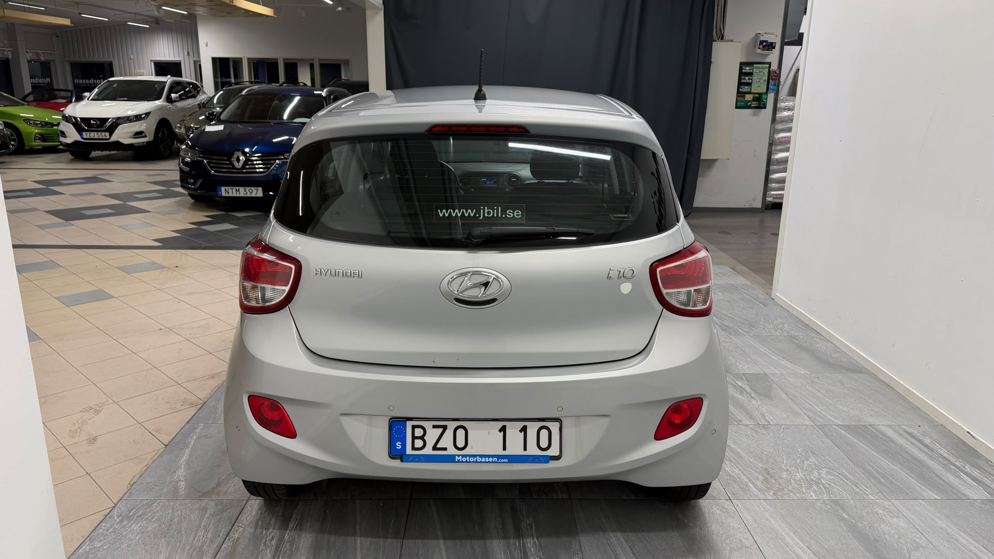 Hyundai i10 1.0 ComfortPlus 2014, bild 6/10
