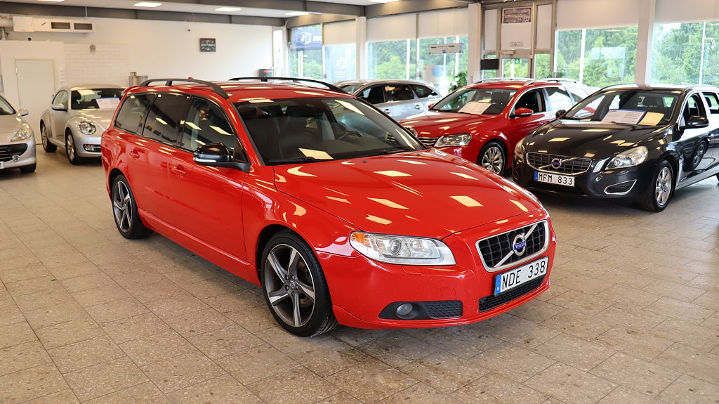Volvo V70 D4 R-Design 