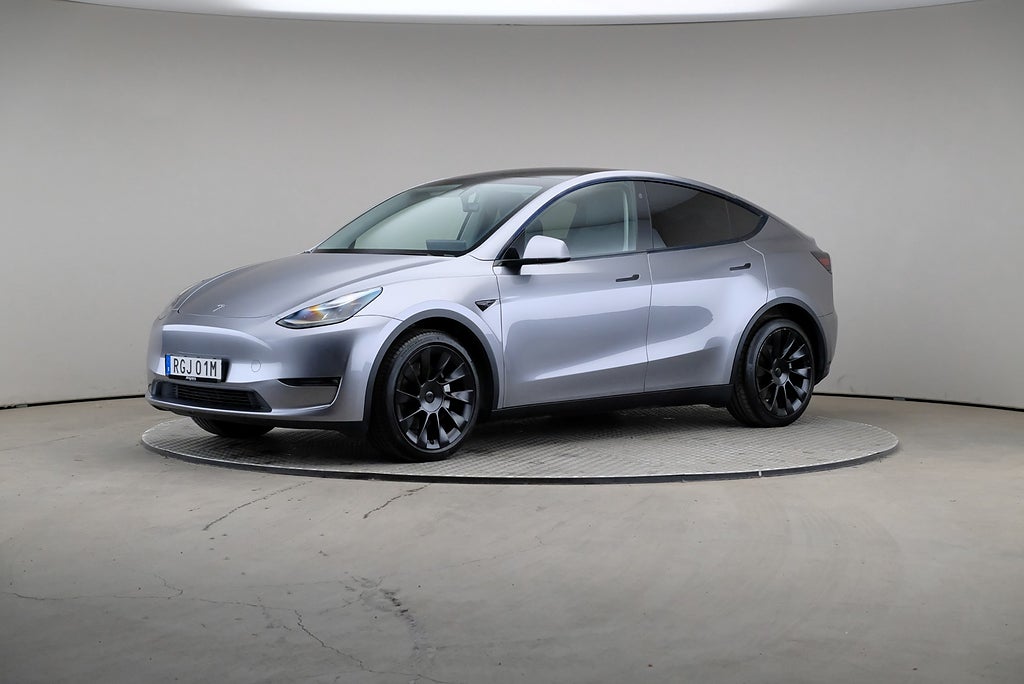 Tesla Model Y Long Range 514hk AWD Läder