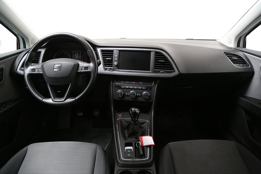 Seat Leon 1,0 TSI Style 115Hk Panorama Kamera P-sensorer 2020