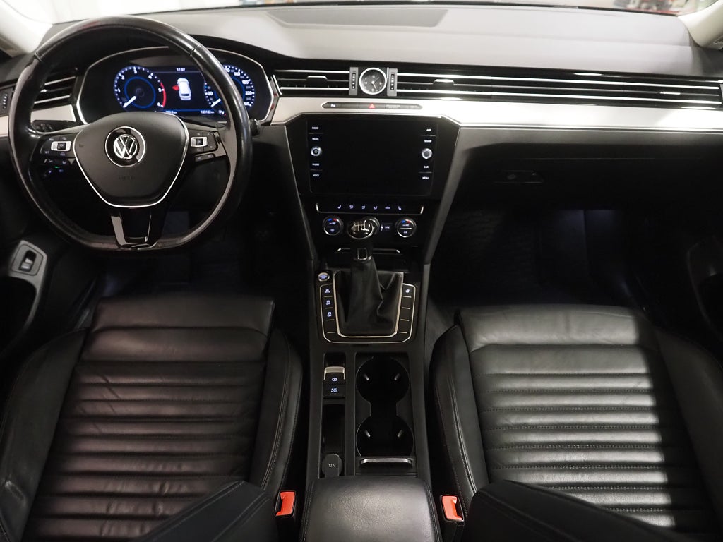 Volkswagen Passat SC TDI 190hk R-Line |Drag|D-värm|Kamera|Cockpit| 2018
