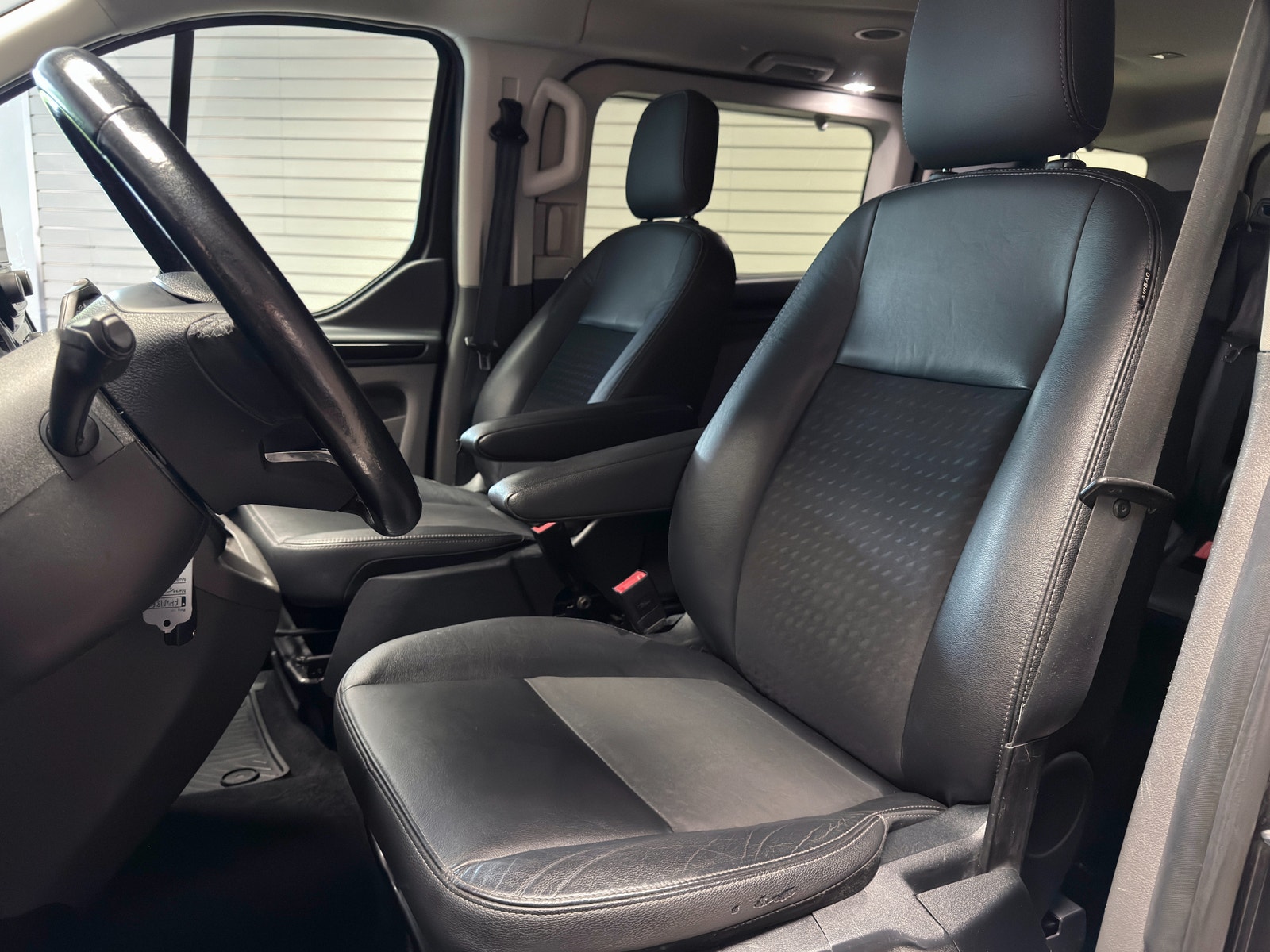 Ford Tourneo Custom Sport 2.0 TDCi 170hk | 8-sits | Drag | Värmare 2019 - miniatyr 12
