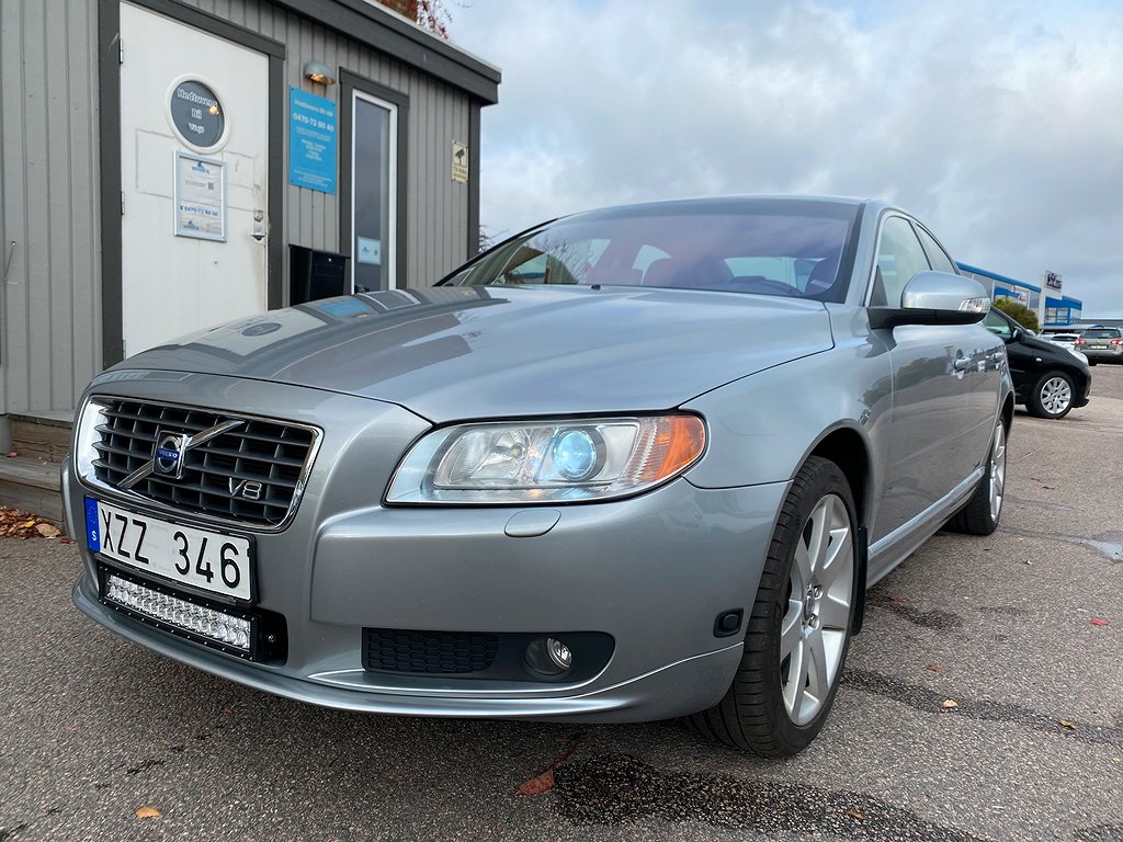 Volvo S80 4.4 V8 AWD Geartronic 315hk *Toppfin /Automat