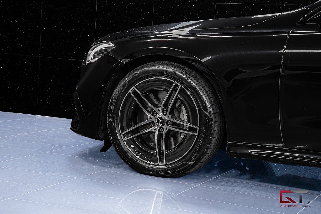 Mercedes-Benz E300 de 4M AMG Adv+ Bur-4D Pano Förarassistpaket+ SuperScreen