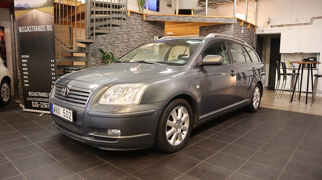 Toyota Avensis Kombi 2.0 D-4 VVT-i ( 0 Ränta 36 Mån )