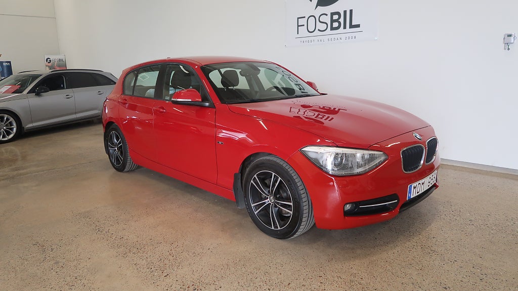 BMW 118d  *RÄNTEKAMPANJ 3.45%* Sport line SoV-PDC 