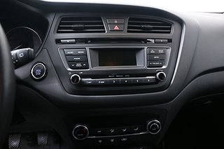 Halvkombi Hyundai i20 16 av 21