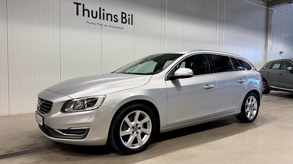 Volvo V60 D4 AWD Summum BE / Aut / VOC / Drag / Keyless Go