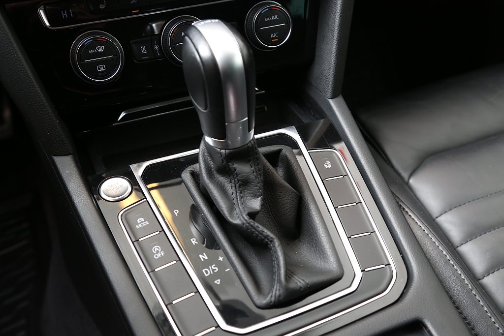 Volkswagen Passat Alltrack 2,0 TDI 190hk SCR 4Motion GT DSG Värmare Drag 2018