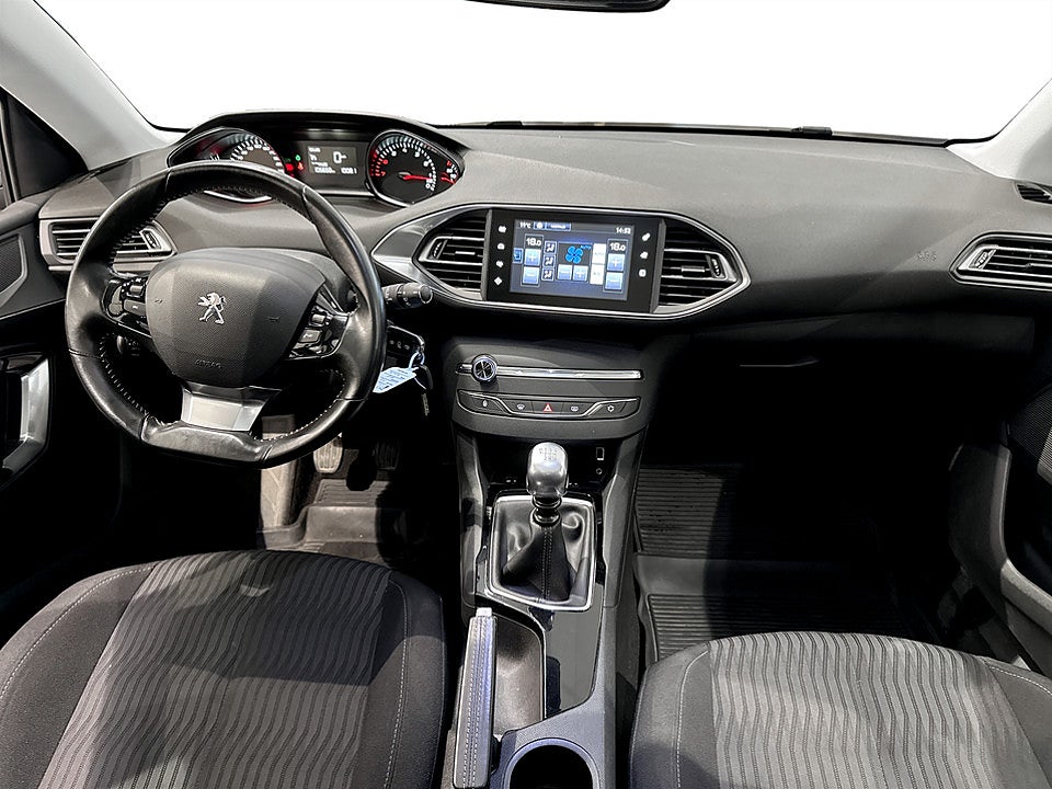Bild på Peugeot 308 5D Active 1.6 THP 125hk PANORAMA