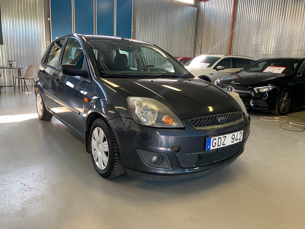 Ford Fiesta 5-dörrar 1.3 KAMPANJRÄNTA 3,95%