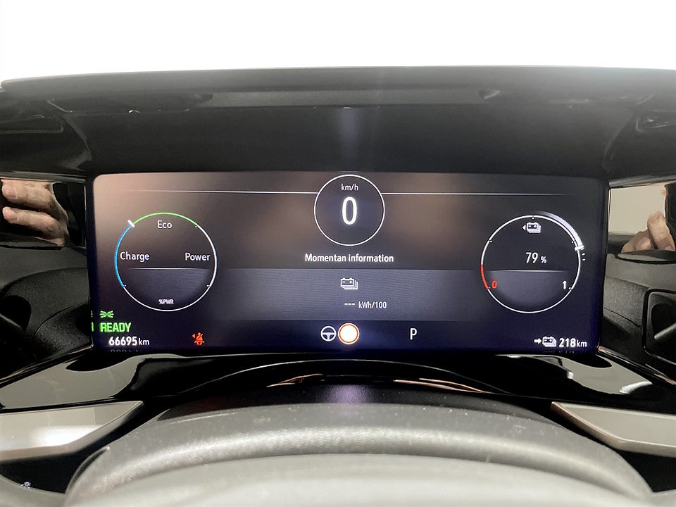 Bild på Opel Mokka-e Ultimate 50kWh 136hk Aut - B-KAMERA, CARPLAY, RATTVÄRME