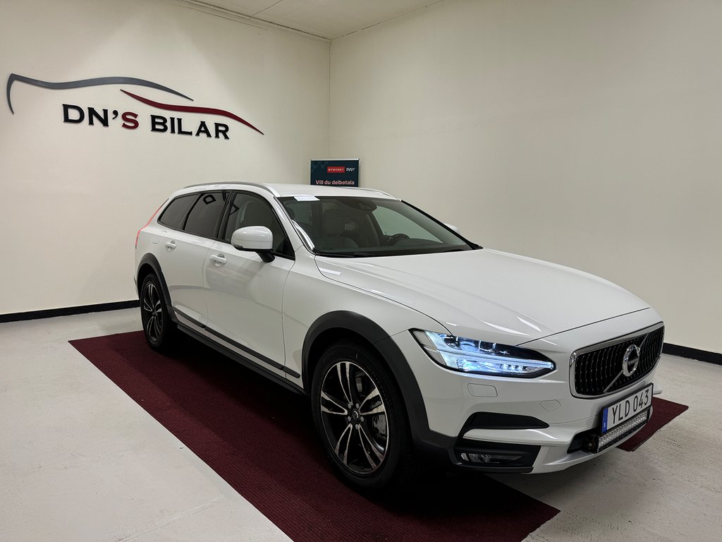 Volvo V90 Cross Country D4 AWD Geartronic Momentum, Plus, Euro 6