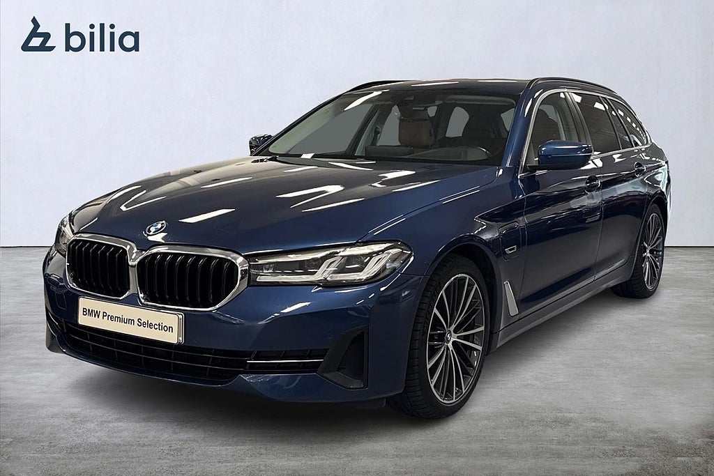 BMW 530e xDrive Touring | Head-Up | Backkamera | Adaptiva LED