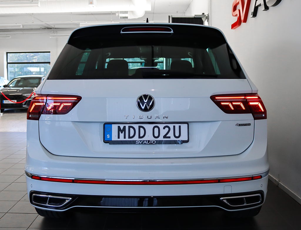 Volkswagen Tiguan 2.0 TDI 4Motion R-Line Värmare Drag Navi
