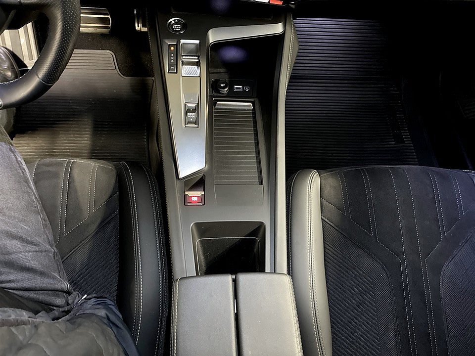 Bild på Peugeot 308 sw GT 1.2 PT 130hk Aut CARPLAY NAVI
