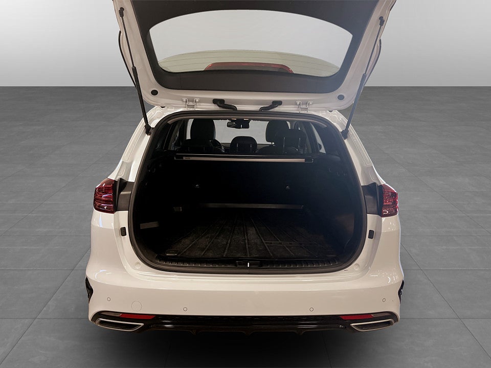 Bild på Kia Ceed SW Advanced Plus PHEV 141hk Aut - B-KAMERA, CARPLAY